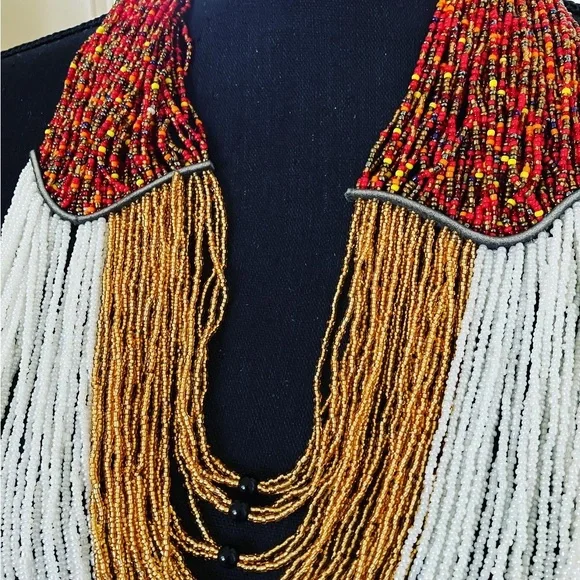 Hand beaded statement necklace. - Picture 2 of 6